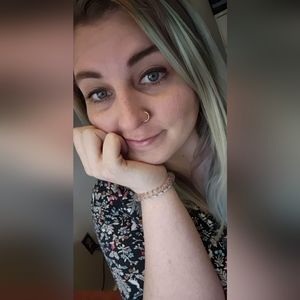 Meet your Posher, Lindsey